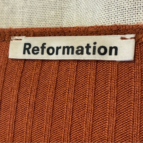 Reformation Wrap Top - Picture 3 of 4